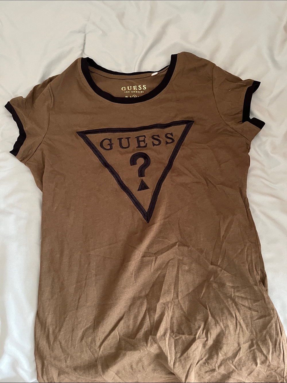 GUESS Olive Green Short Sleeve Logo Tee with Black Trim Medium